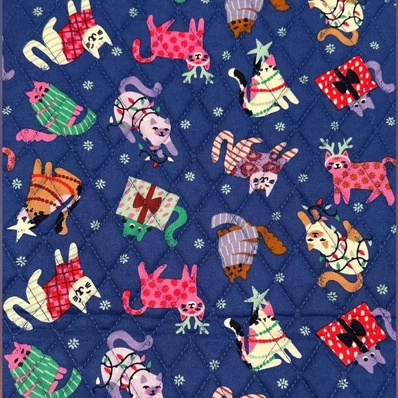 Vera Bradley Catnip Christmas Tote + Cosmetic Bag Set • NWT • Holiday Cats Print - Picture 6 of 6